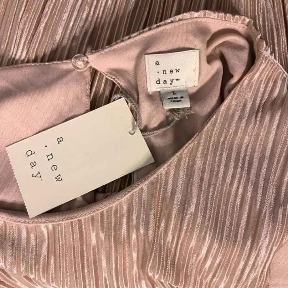 NWT A New Day Blush Pink Pleated Swing Top Sleeveless Keyhole Back Large - Picture 12 of 15